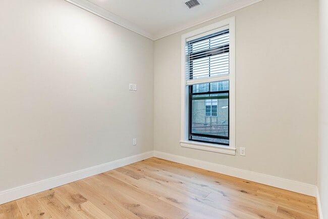 Photo - 177 Everett St., Apartment