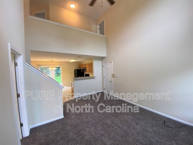 Building Photo - 329 Peachtree Rd