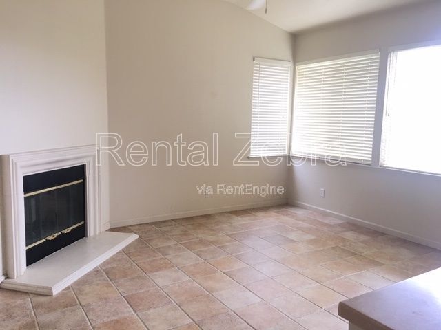 Foto del edificio - 1896 Edgewood Ct