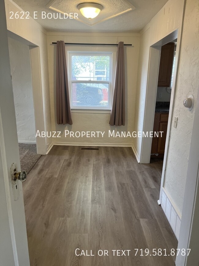 Building Photo - 2622 E Boulder-