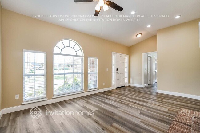 Foto del edificio - 630 Moss Point Cove Ct