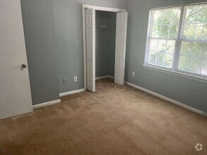 Building Photo - 201 Mesa Ln
