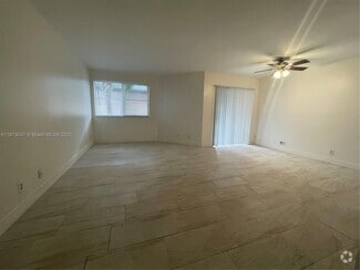 Building Photo - 9701 Westview Dr
