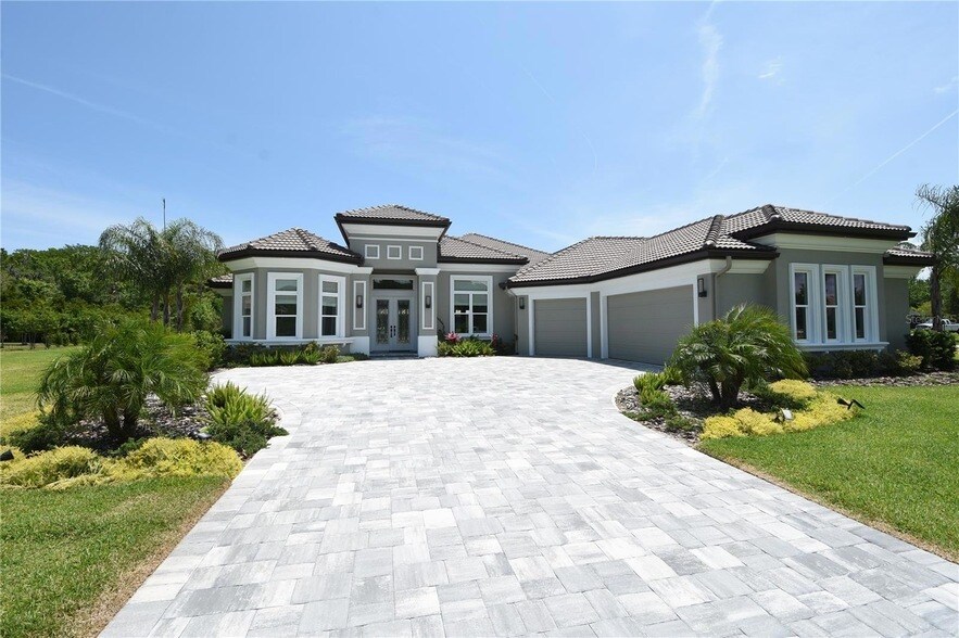Foto principal - 217 Willow Oak Way