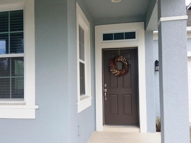 Building Photo - 12754 Garridan Ave