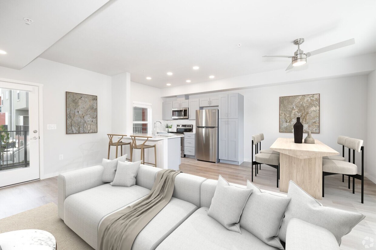 Foto principal - MOVE IN TODAY! 1 MONTH FREE RENT!