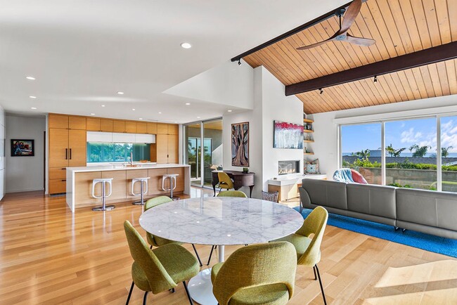 Building Photo - Ocean View Private Home in San Clemente!