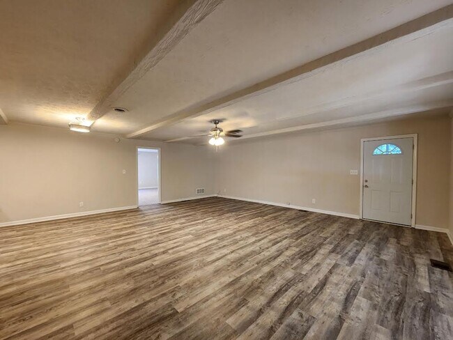 Foto del edificio - My Fathers House