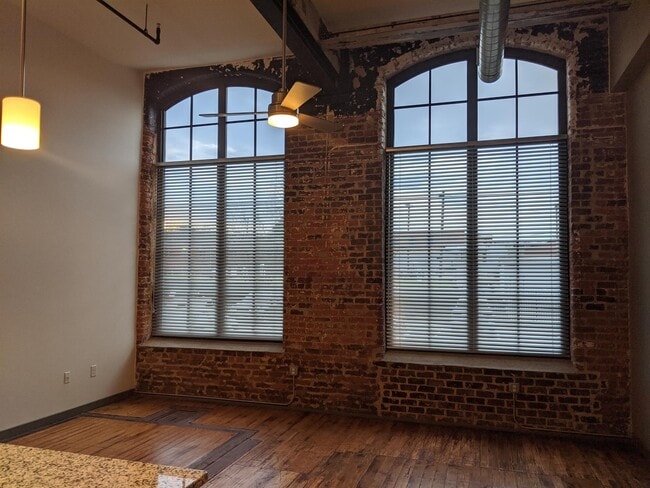 Building Photo - The Lofts at Hawthorne Mill