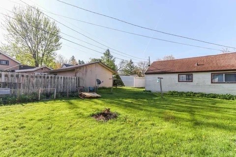 Building Photo - 803 Wadleigh St