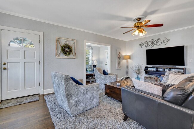 Foto del edificio - Beautiful Home in Desirable Ardsley Park