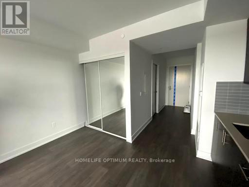 Primary Photo - 2550-2550 Simcoe St N