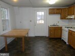 Primary Photo - 2520 NW Blvd