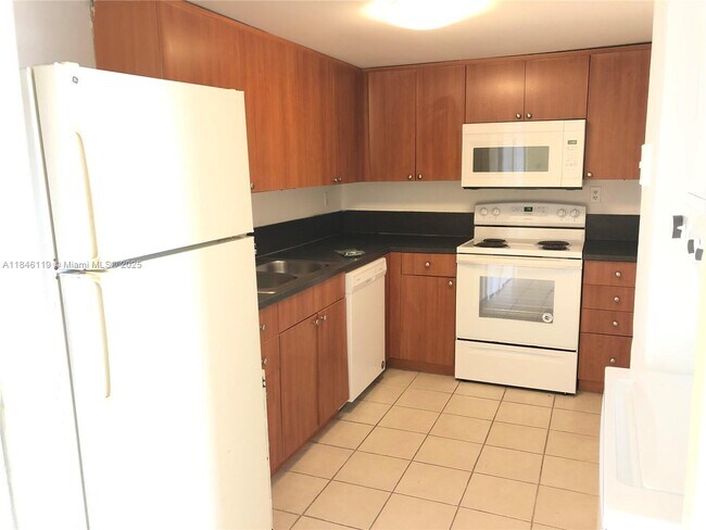 Foto del edificio - 8261 NW 8th St