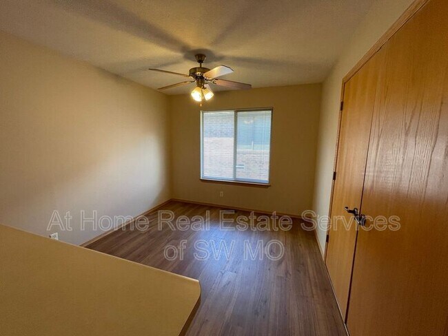 Foto del edificio - 4049 S Fort Ave