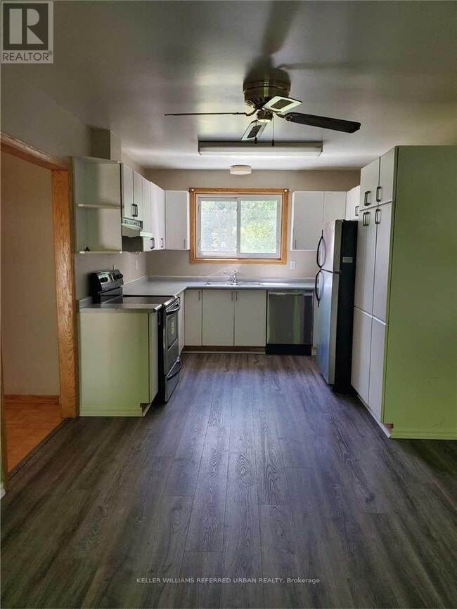 Building Photo - 598 Middlewoods Dr