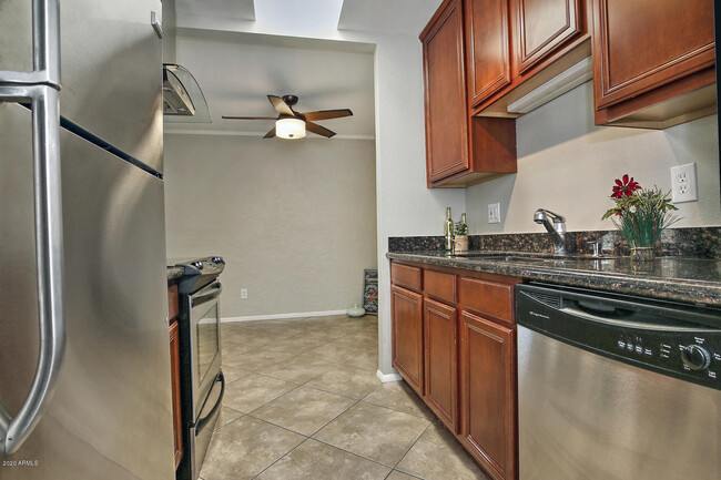 Building Photo - 4419 N 27th St
