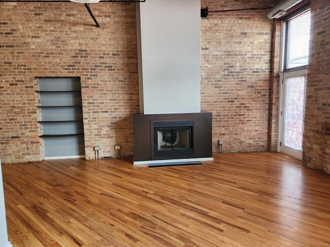 Building Photo - 1601 S Indiana Ave