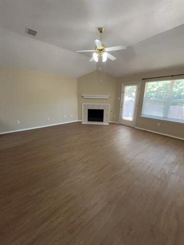 Foto del edificio - 8509 Hawks Nest Dr