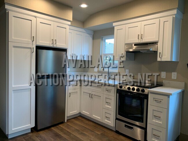Foto del edificio - Central Rosville Home- 1 Bed, 1 Bath House - Appliances Included