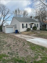 Building Photo - 1750 Vermont St