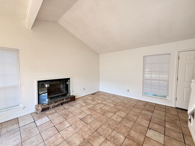 Foto del edificio - 4313 S Maplewood Ave