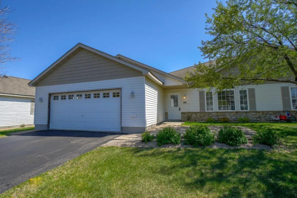 Foto principal - 137 Bridgewater Trl