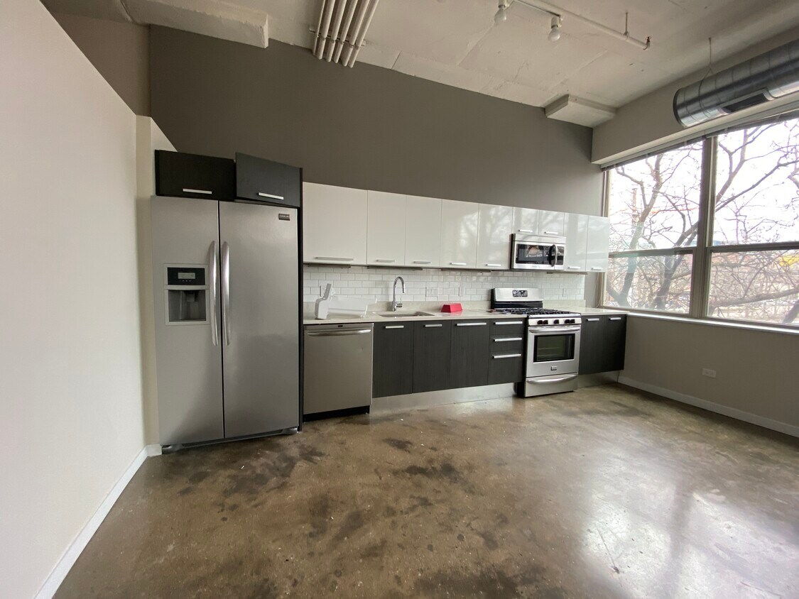 Foto principal - 1113 W Randolph St