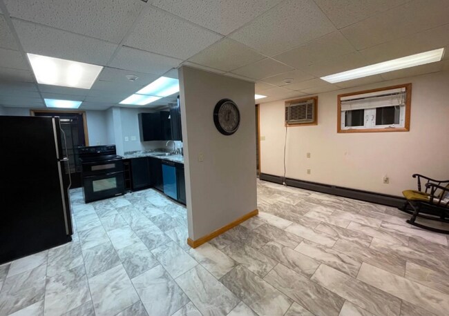 Foto del edificio - 307 N Main St