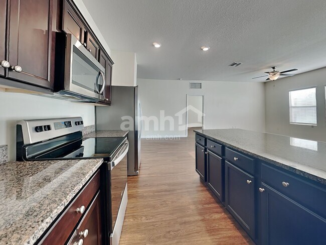 Foto del edificio - 11615 Oak Bend Ct