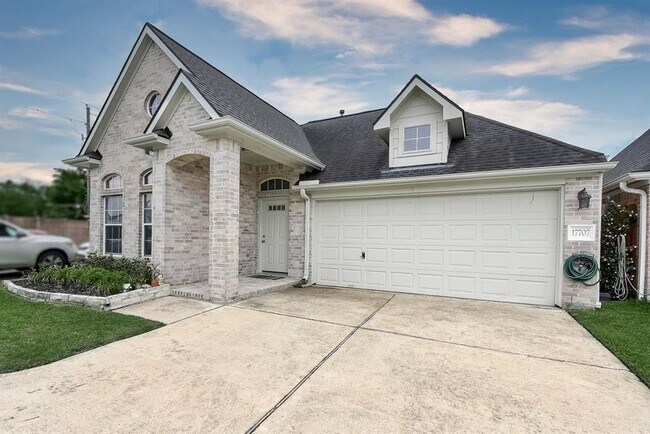 Building Photo - 17707 N White Tail Ct