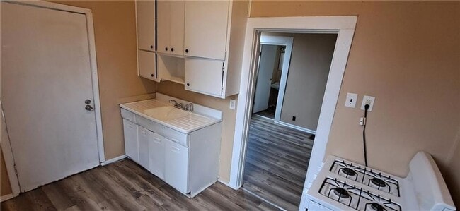 Building Photo - 1515 Felix St