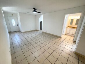 Building Photo - 98-231-231 Kaluamoi Pl