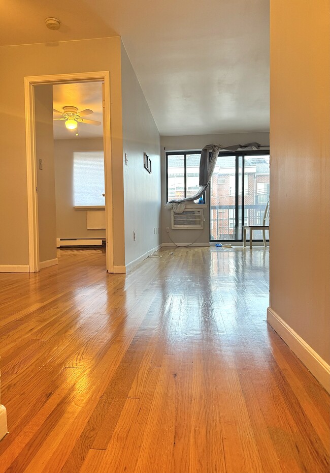Building Photo - 7534 113th St