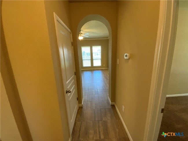 Building Photo - 707 Dunford Dr