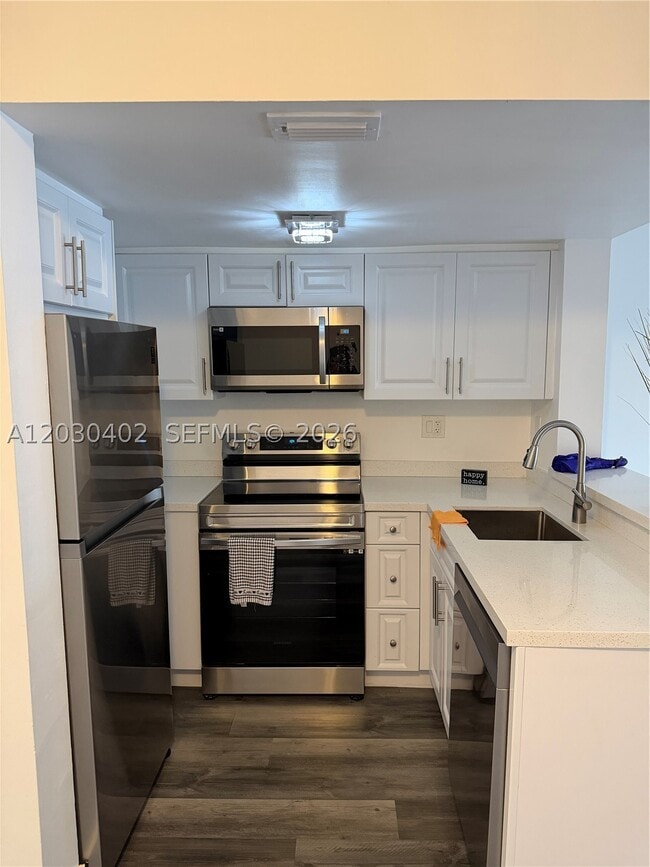 Building Photo - 675 NW 85th Ct