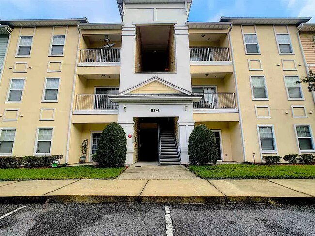 Building Photo - 8241 Pelican Landing Rd