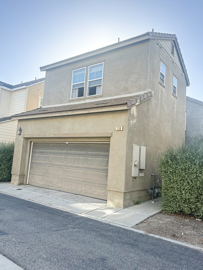 Building Photo - 726 Owens River Dr
