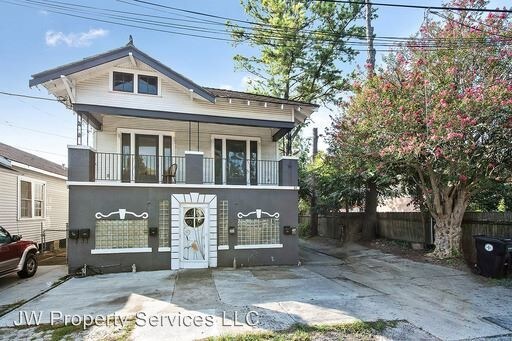 Primary Photo - 318 N Olympia St