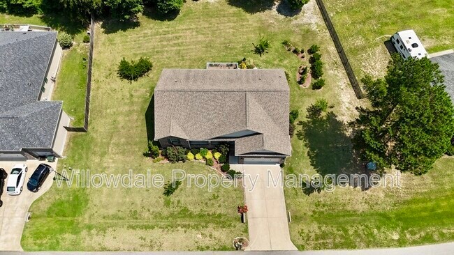 Foto del edificio - 76 Deep Clay Cir
