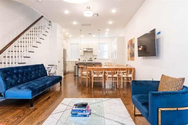 Foto del edificio - 289 PAVONIA Ave