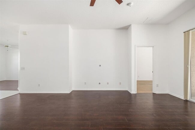 Building Photo - 7813 Castleisland Dr