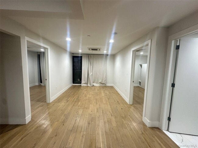 Building Photo - 27-05 41st Ave