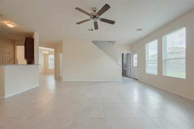 Foto del edificio - 18402 Each Elm Way