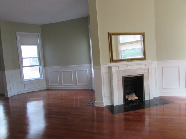 Foto del edificio - 2650 W Logan Blvd