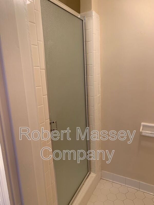 Building Photo - 1271 Cherokee Rd