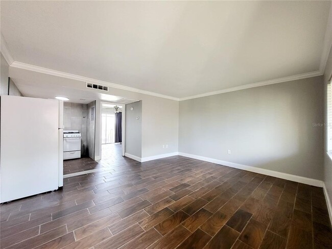 Building Photo - 133 Oyster Bay Cir