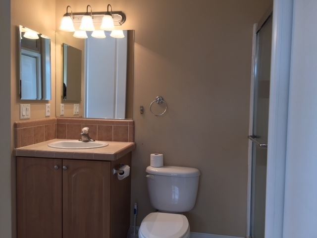 Building Photo - 138 Forest Dr