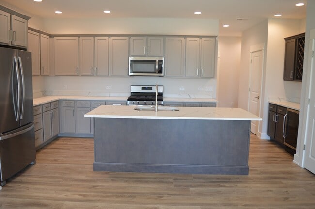 Building Photo - 217 NW 3rd Ave