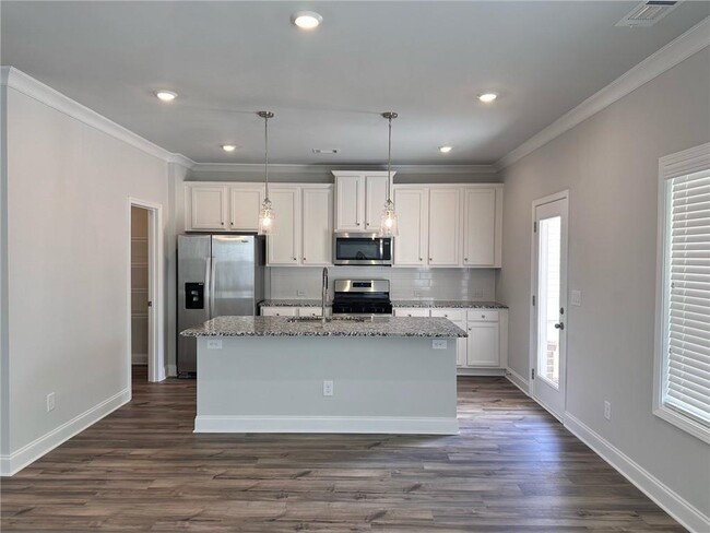 Building Photo - 454 Sterling Creek Wy